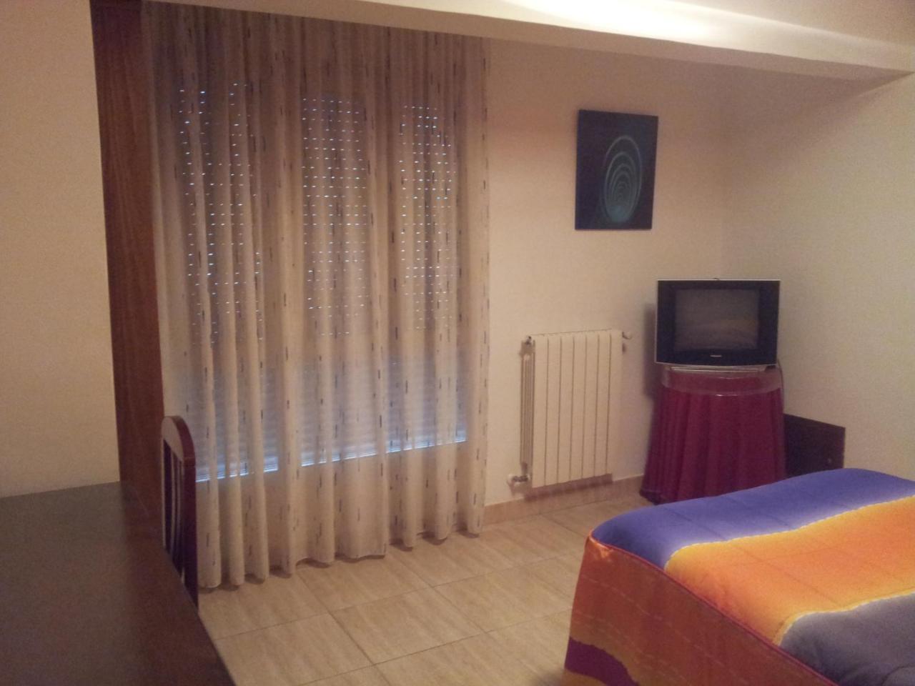 Hostal Conchi Miranda de Ebro Exteriör bild