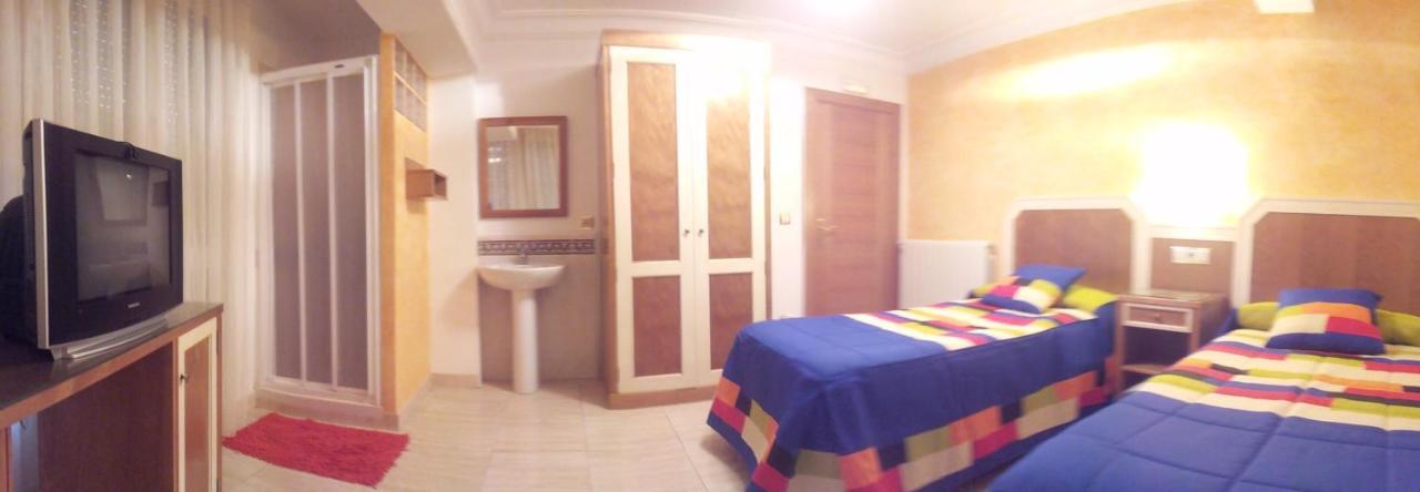 Hostal Conchi Miranda de Ebro Exteriör bild