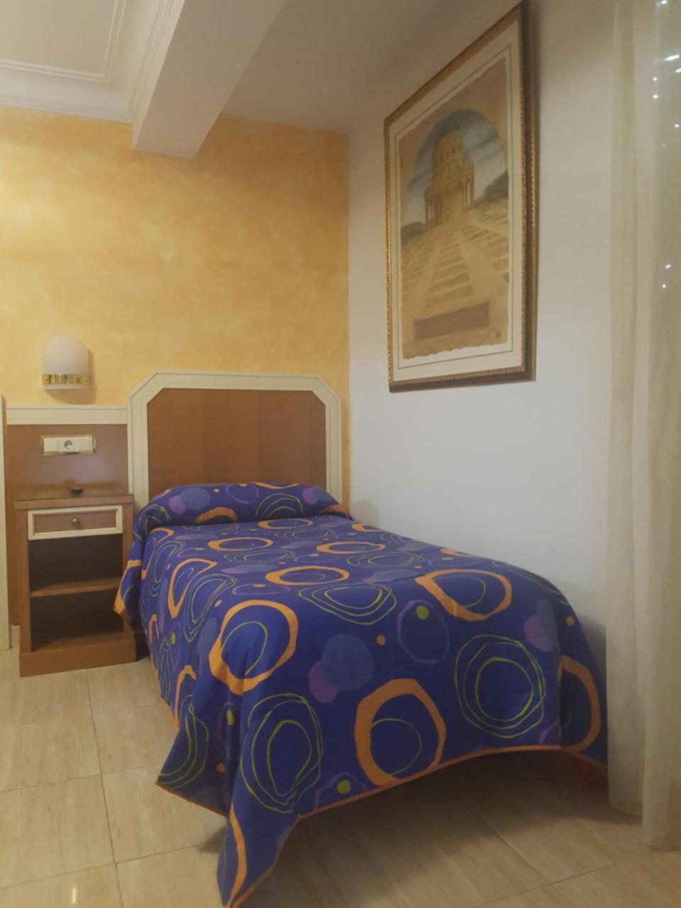Hostal Conchi Miranda de Ebro Exteriör bild