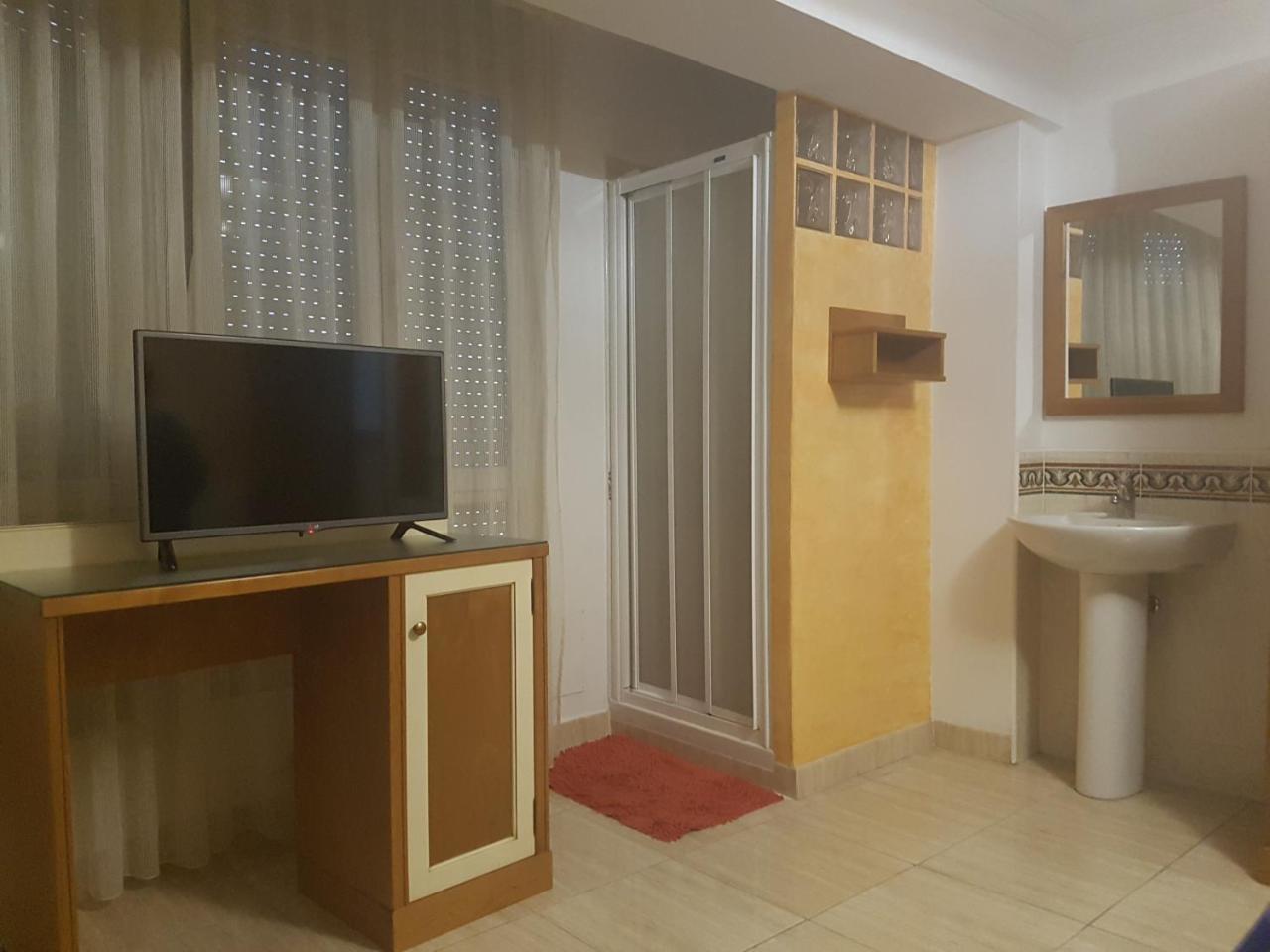 Hostal Conchi Miranda de Ebro Exteriör bild